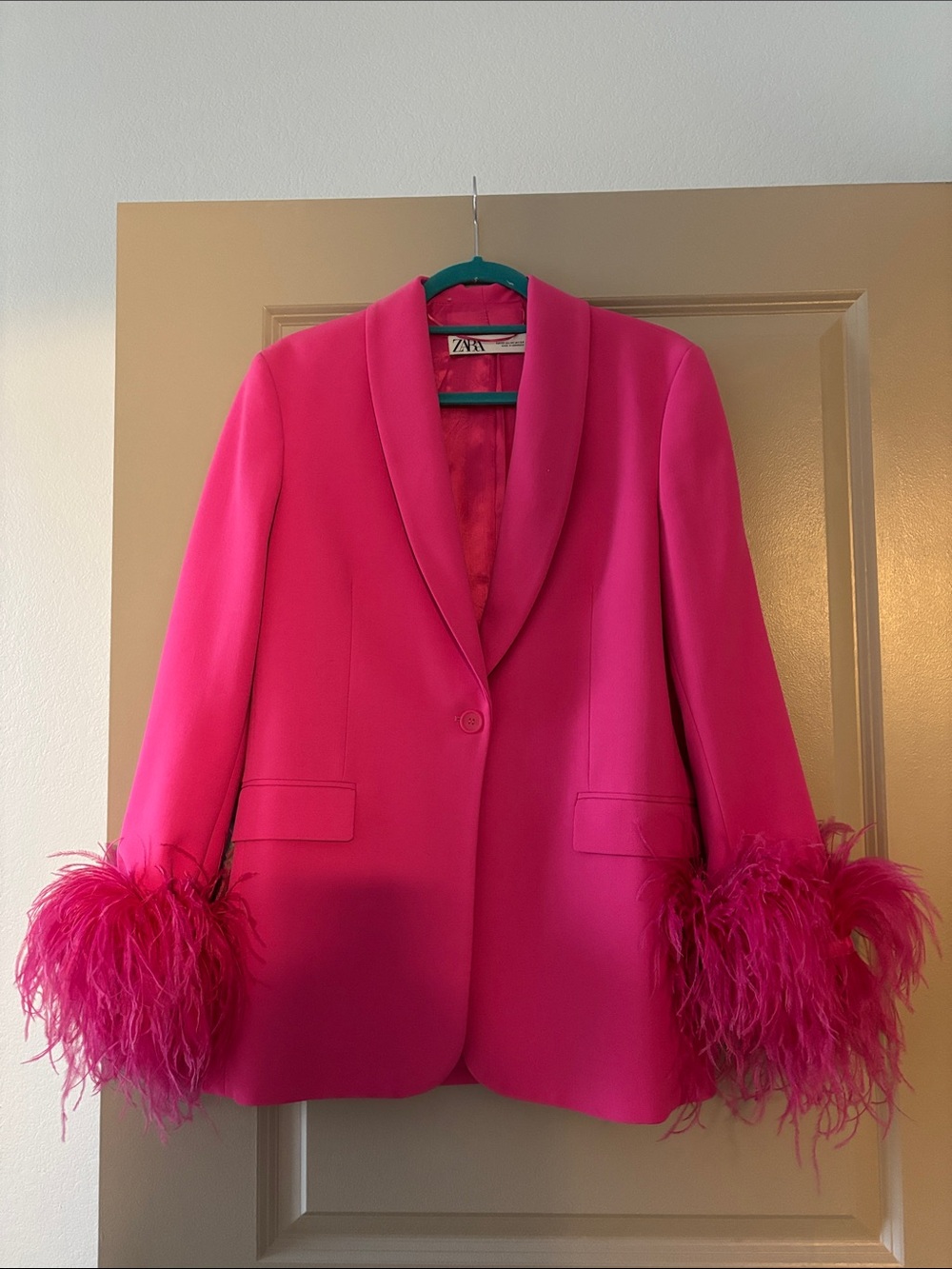 Zara Fuchsia Feather-Cuff Oversized Blazer